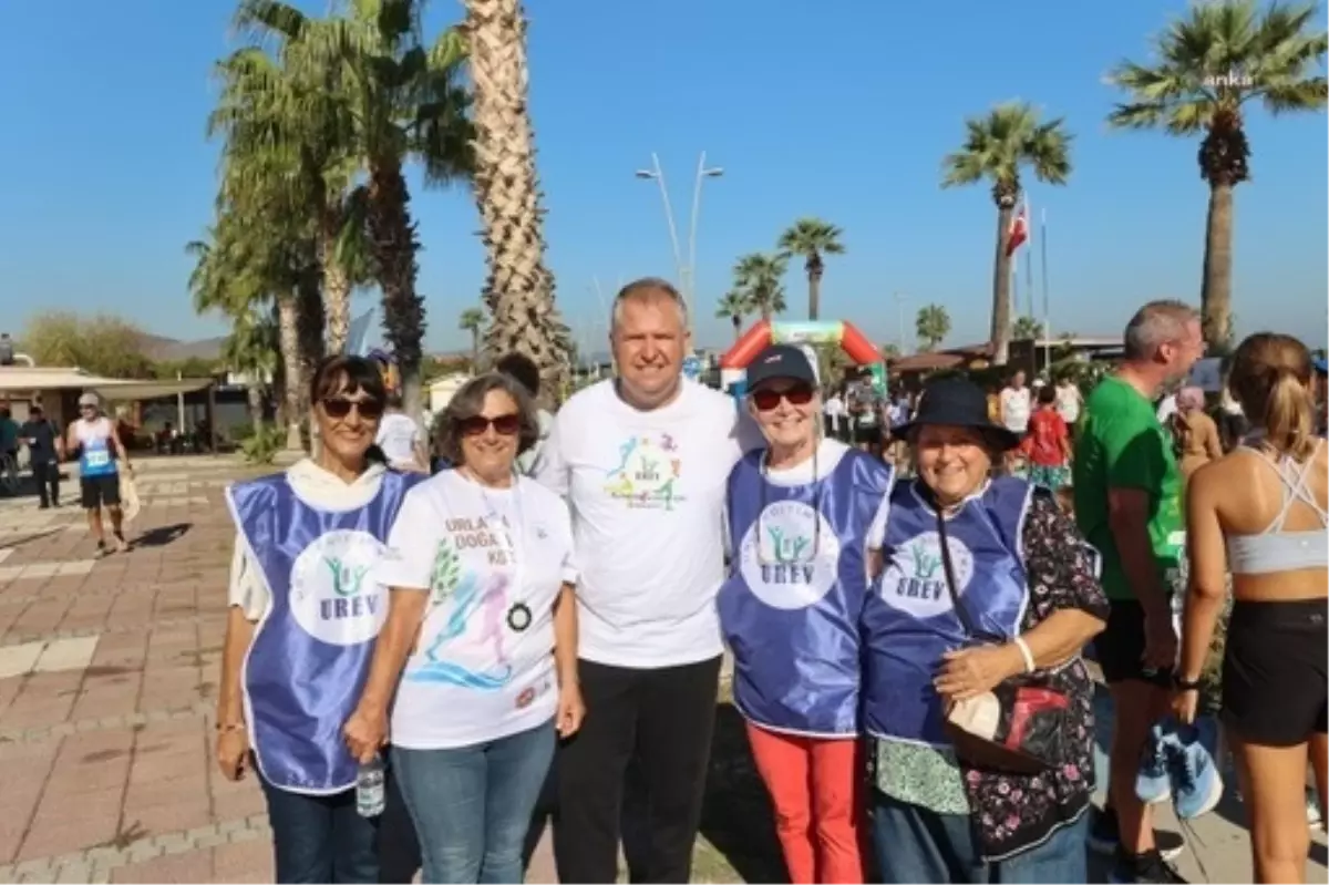 Urla’da Eğitime Destek İçin Bir’İZ Koşusu Düzenlendi