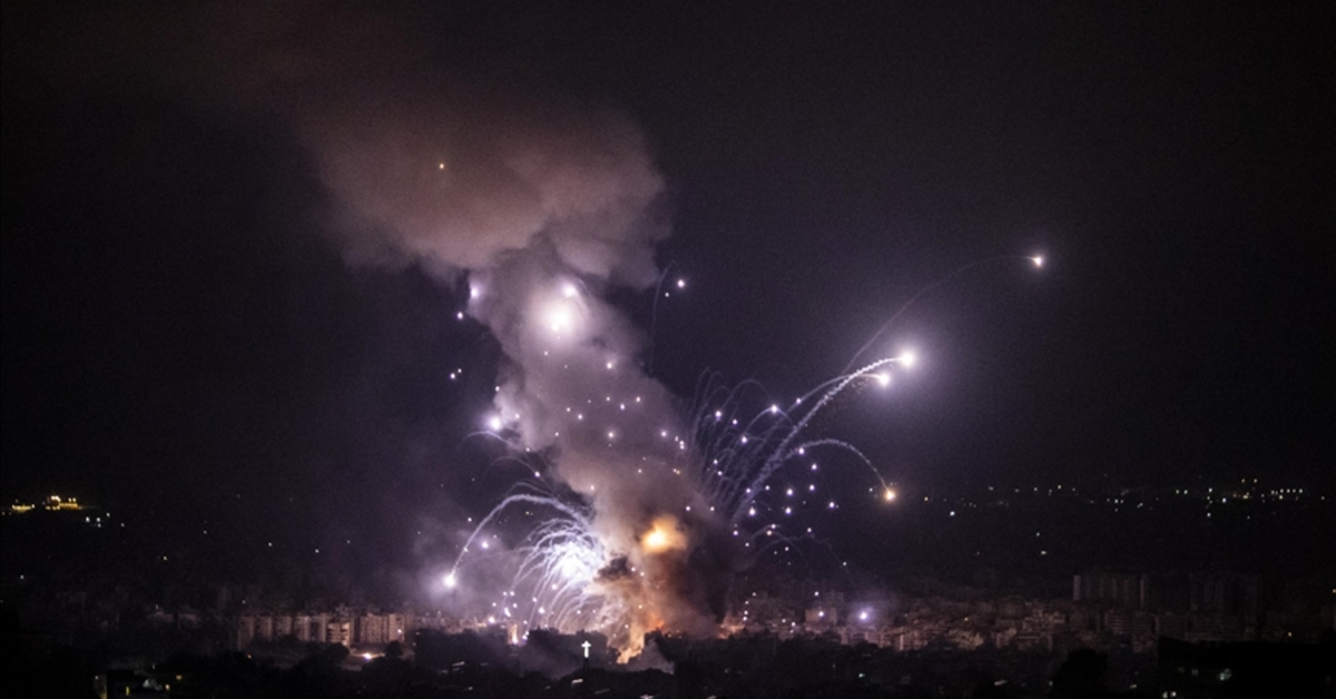 Trump’ın eski danışmanı, İsrail’in, Lübnan’daki İrlanda birliklerine “napalm bombası” atmasını önerdi