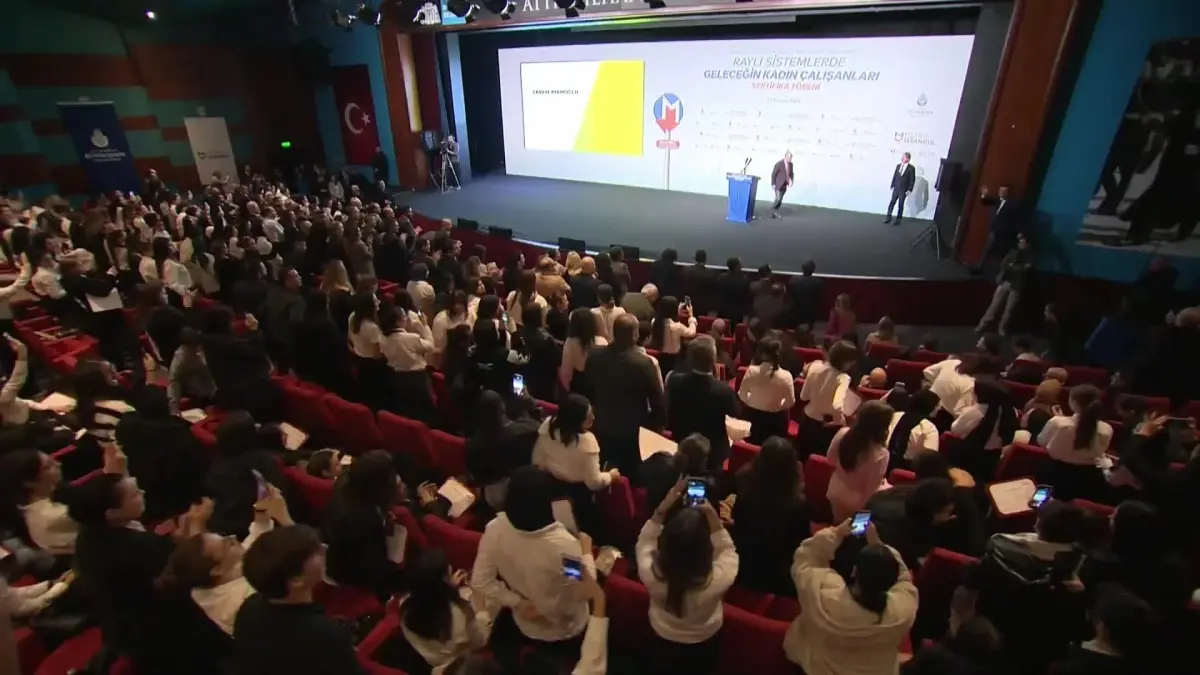 İmamoğlu: Eşitliği, Demokrasiyi Sağladığımız Zaman Cumhuriyet’i Çok Güçlü Hale Getirebiliriz