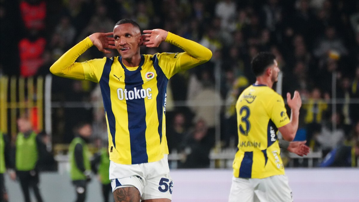 Fenerbahçe’de Rodrigo Becao için karar