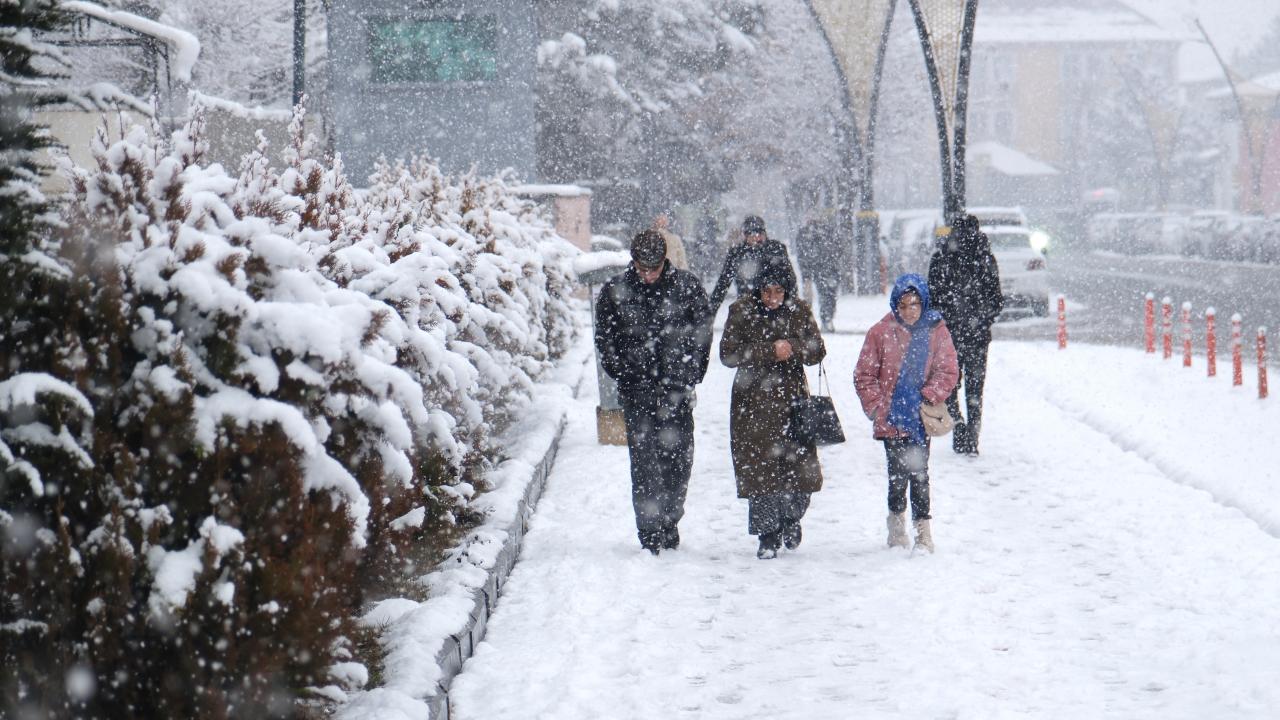 AFAD’dan 5 il için “turuncu” kodlu kar uyarısı