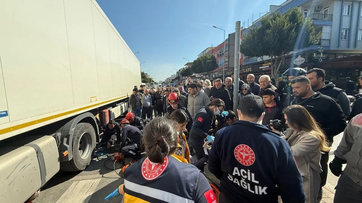 Antalya’da yolun karşısına geçerken canından oluyordu