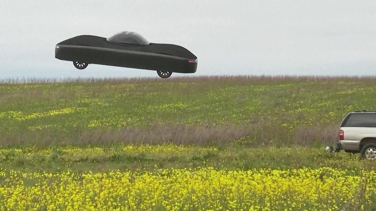 UÇAN ARABA TANITILDI! Hayaldi, gerçek oluyor