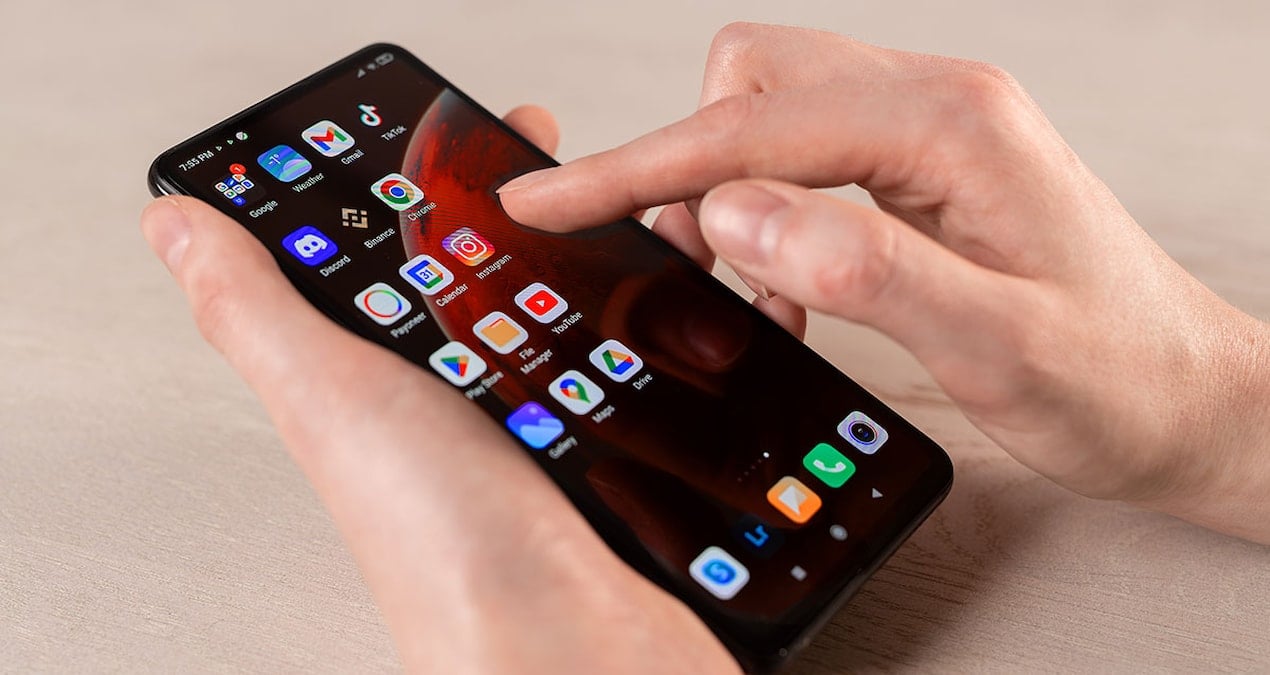 2 haftada 10 yıl gençleştiler: Telefondan bu uygulamayı silin